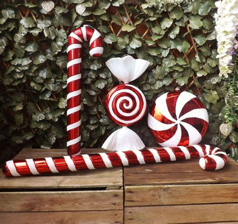 giant candy cane christmas decoration